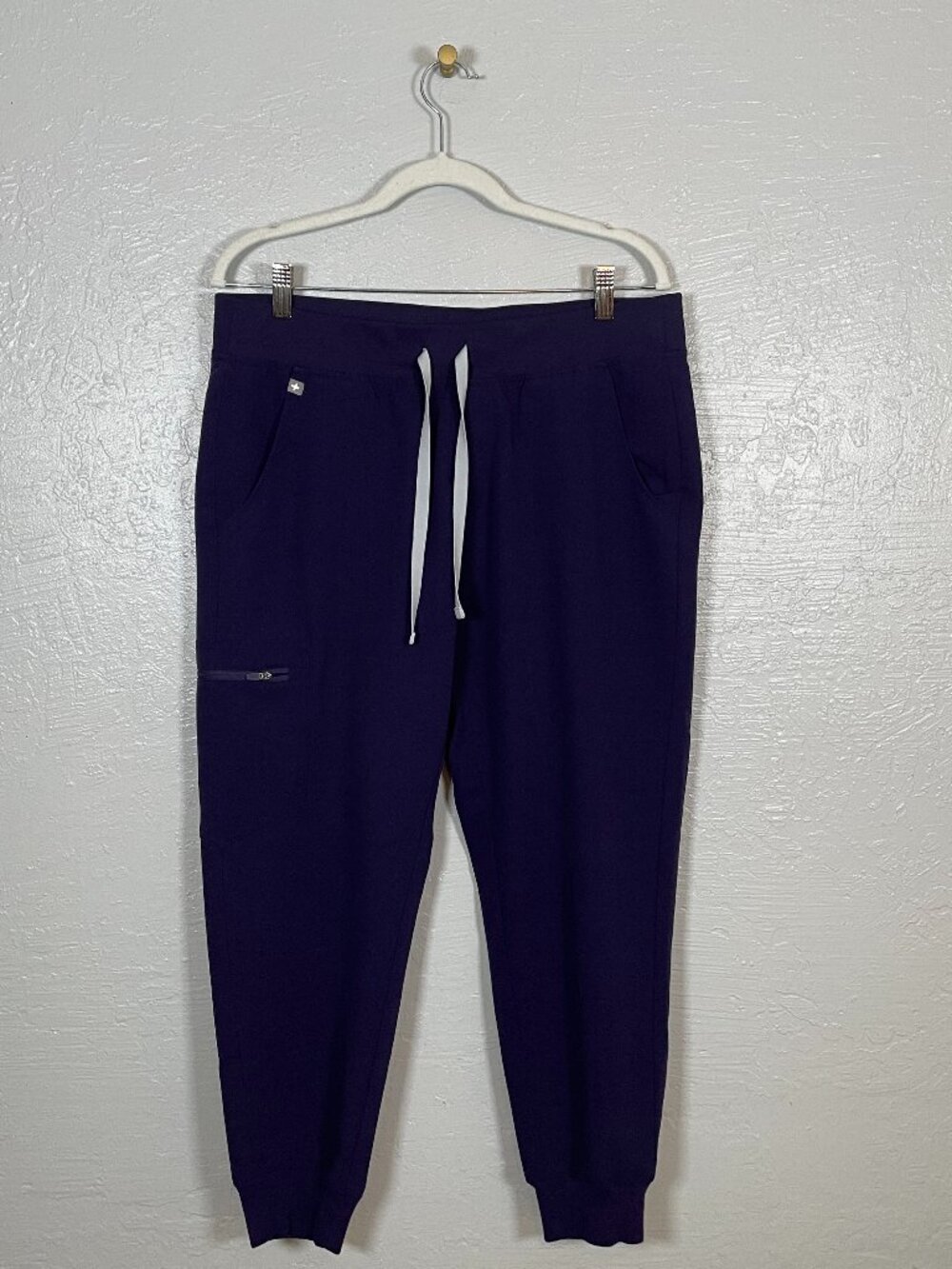 Figs Women Petite LP Dark Purple Zamora Jogger Scrub Pants Pocket Stretch